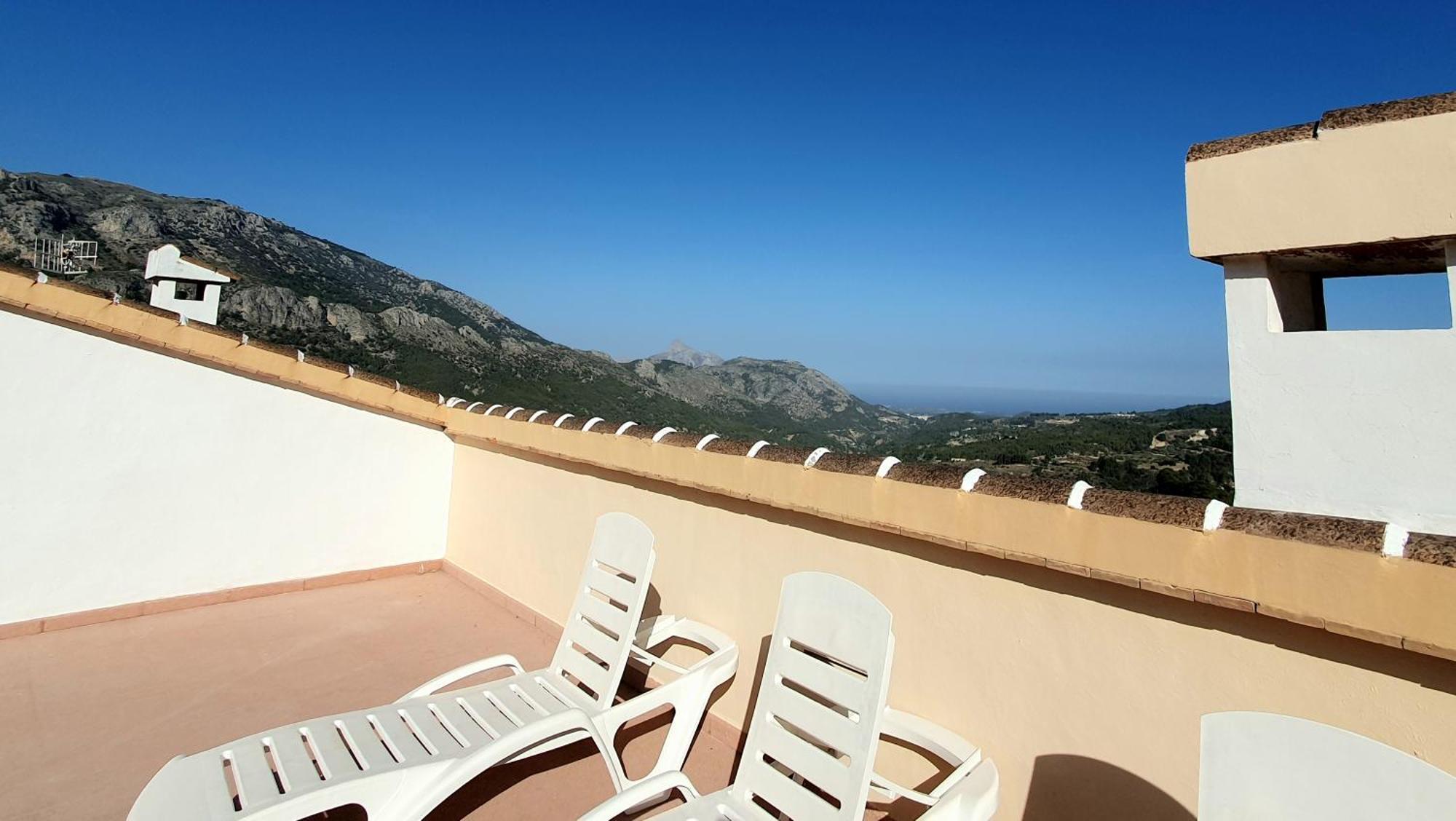 Atico Guadalest Rooftop Apartment With 360º Views And Art Екстер'єр фото